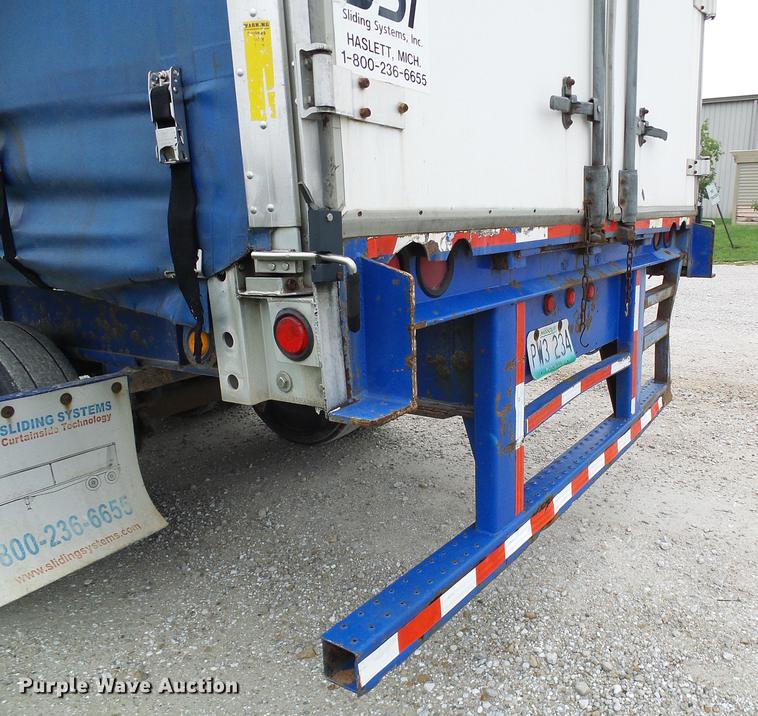 image for item DE5214 2000 Wabash side curtain trailer