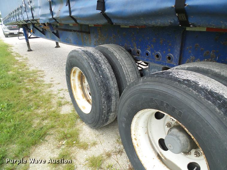 image for item DE5214 2000 Wabash side curtain trailer