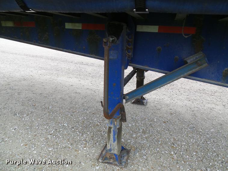 image for item DE5214 2000 Wabash side curtain trailer