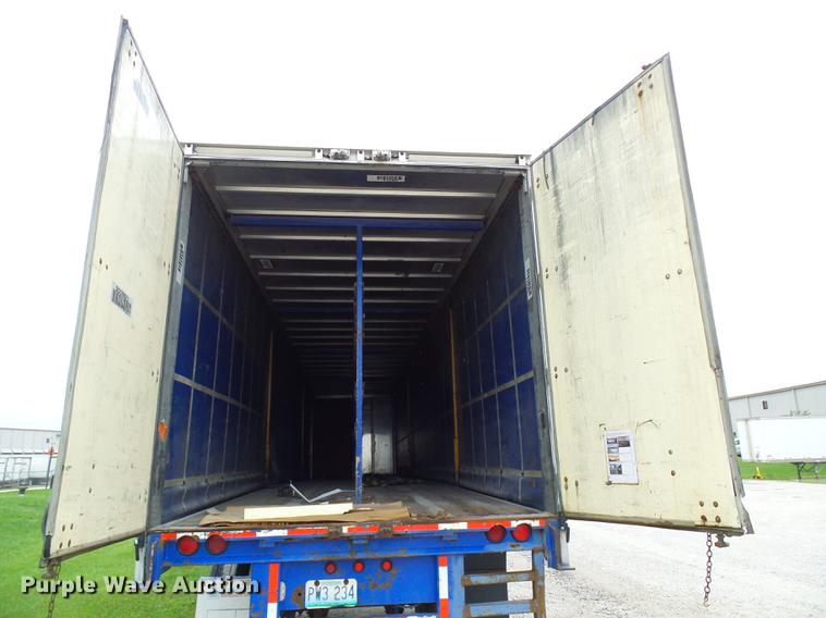image for item DE5214 2000 Wabash side curtain trailer
