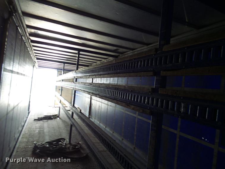 image for item DE5214 2000 Wabash side curtain trailer