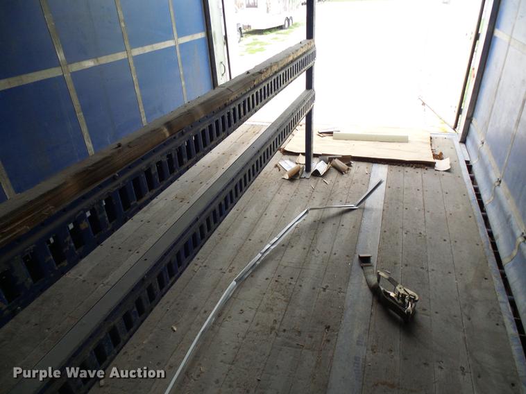 image for item DE5214 2000 Wabash side curtain trailer