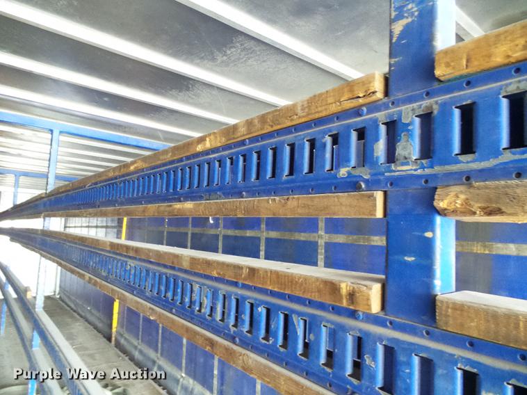 image for item DE5214 2000 Wabash side curtain trailer