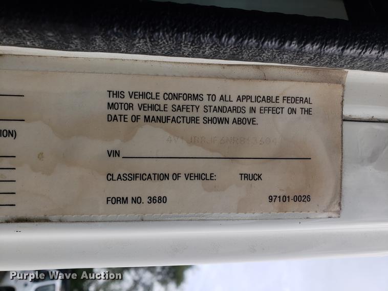 image for item DF2434 1992 White GMC WG semi truck