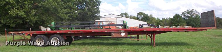 image for item EI9904 1984 Lufkin flatbed trailer