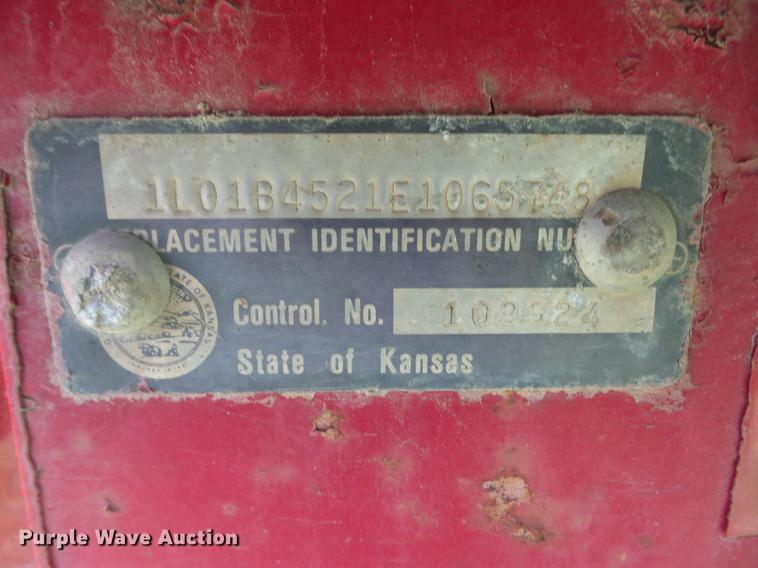 image for item EI9904 1984 Lufkin flatbed trailer