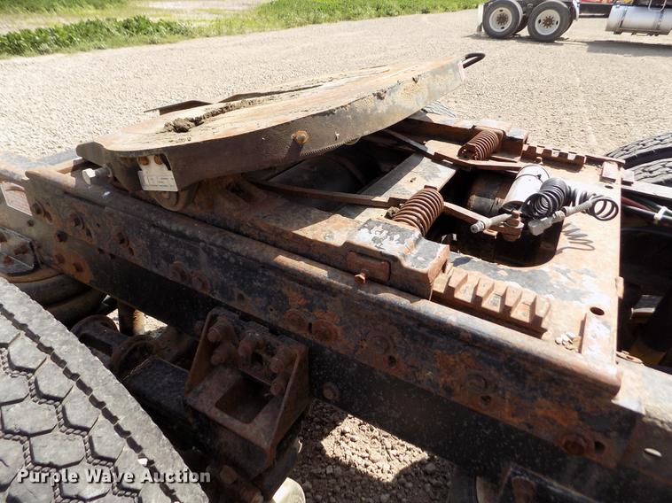 image for item ER9084 1989 Freightliner COE semi truck