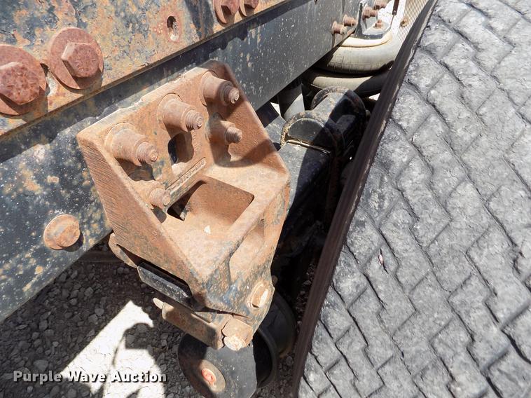 image for item ER9084 1989 Freightliner COE semi truck