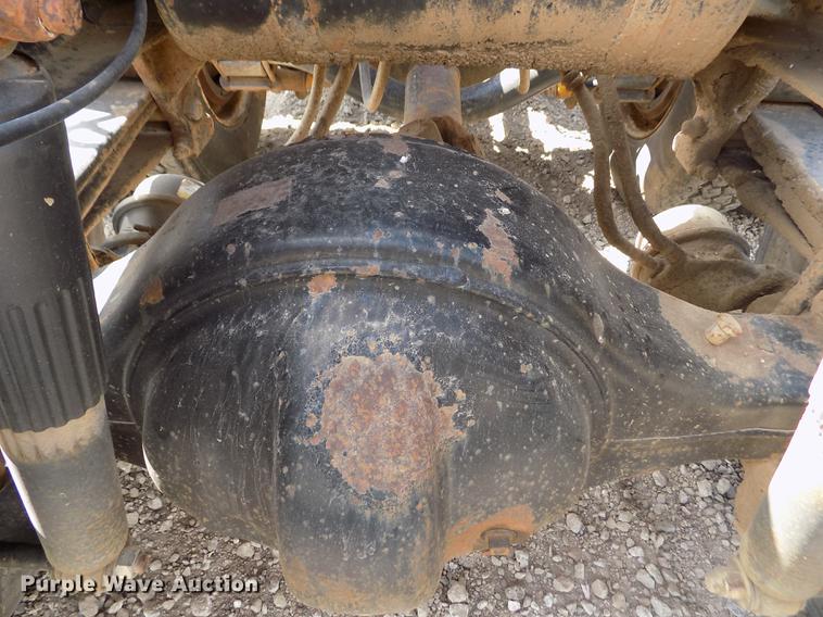 image for item ER9084 1989 Freightliner COE semi truck