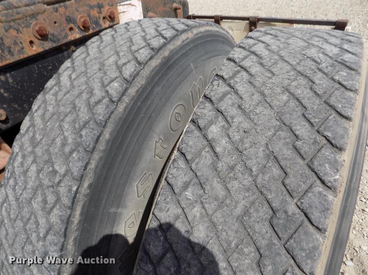 image for item ER9084 1989 Freightliner COE semi truck