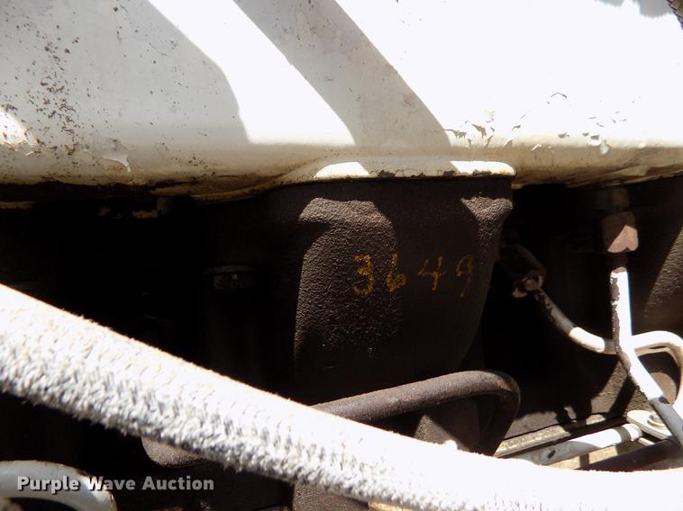 image for item ER9085 1984 Kenworth W900 semi truck