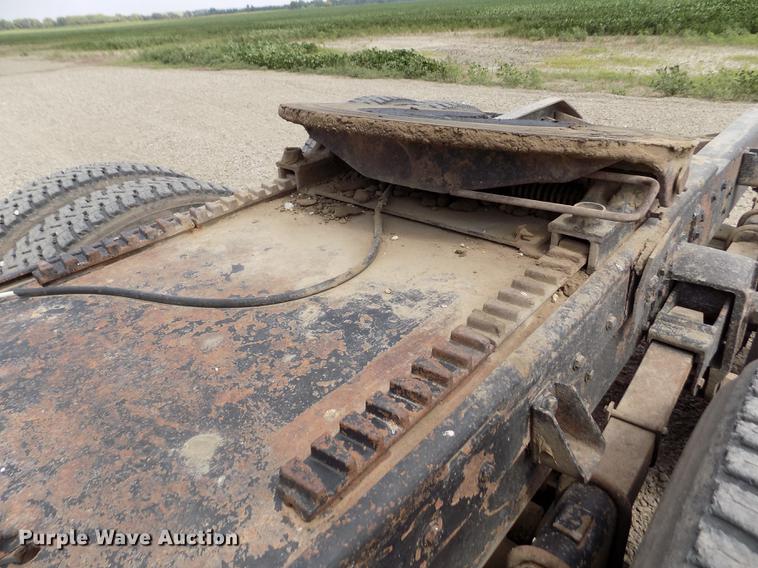 image for item ER9085 1984 Kenworth W900 semi truck