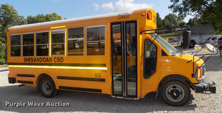 image for item DB8594 2002 Chevrolet Express G3500 school bus