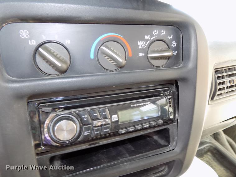 image for item DB8594 2002 Chevrolet Express G3500 school bus