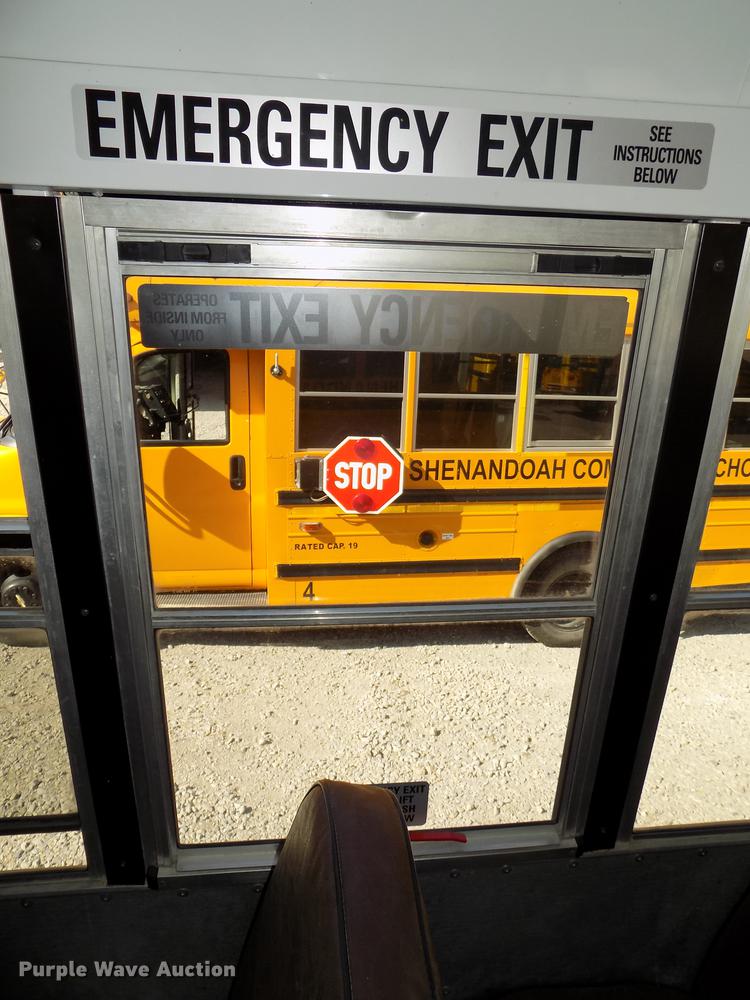 image for item DB8594 2002 Chevrolet Express G3500 school bus