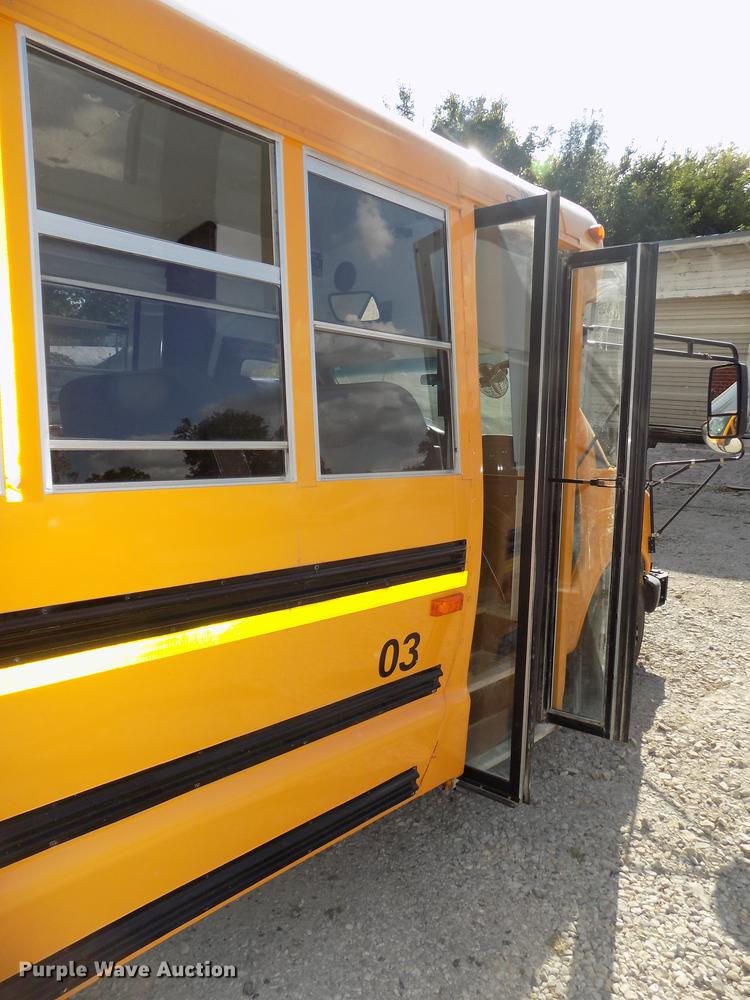 image for item DB8594 2002 Chevrolet Express G3500 school bus