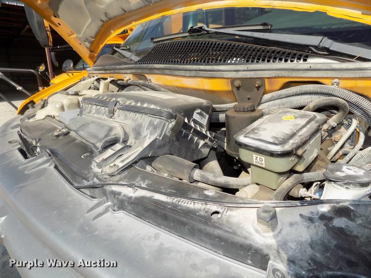 image for item DB8594 2002 Chevrolet Express G3500 school bus