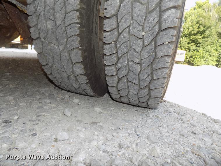 image for item DB8594 2002 Chevrolet Express G3500 school bus