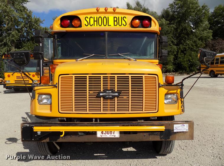 image for item DB8595 2001 Chevrolet CV200C school bus