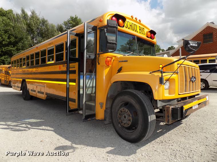 image for item DB8595 2001 Chevrolet CV200C school bus