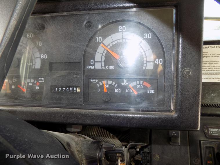 image for item DB8595 2001 Chevrolet CV200C school bus