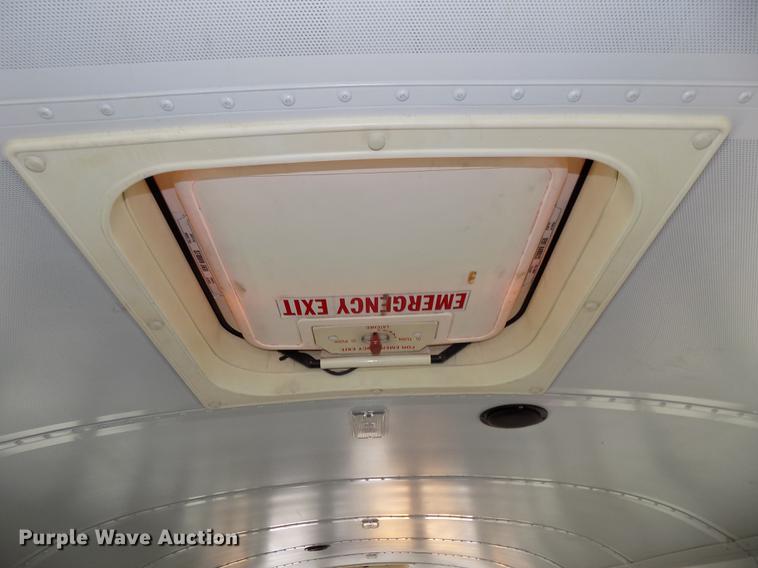 image for item DB8595 2001 Chevrolet CV200C school bus