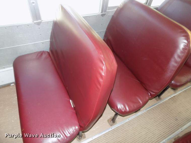 image for item DB8595 2001 Chevrolet CV200C school bus