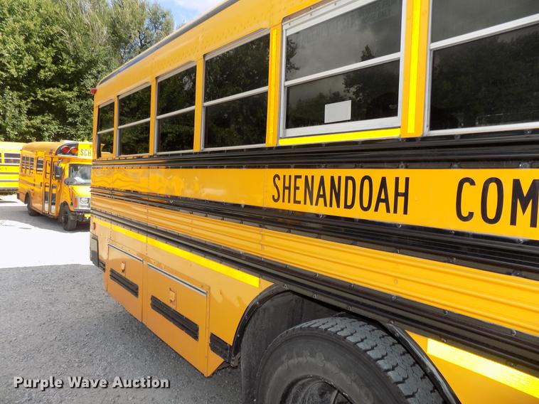 image for item DB8595 2001 Chevrolet CV200C school bus