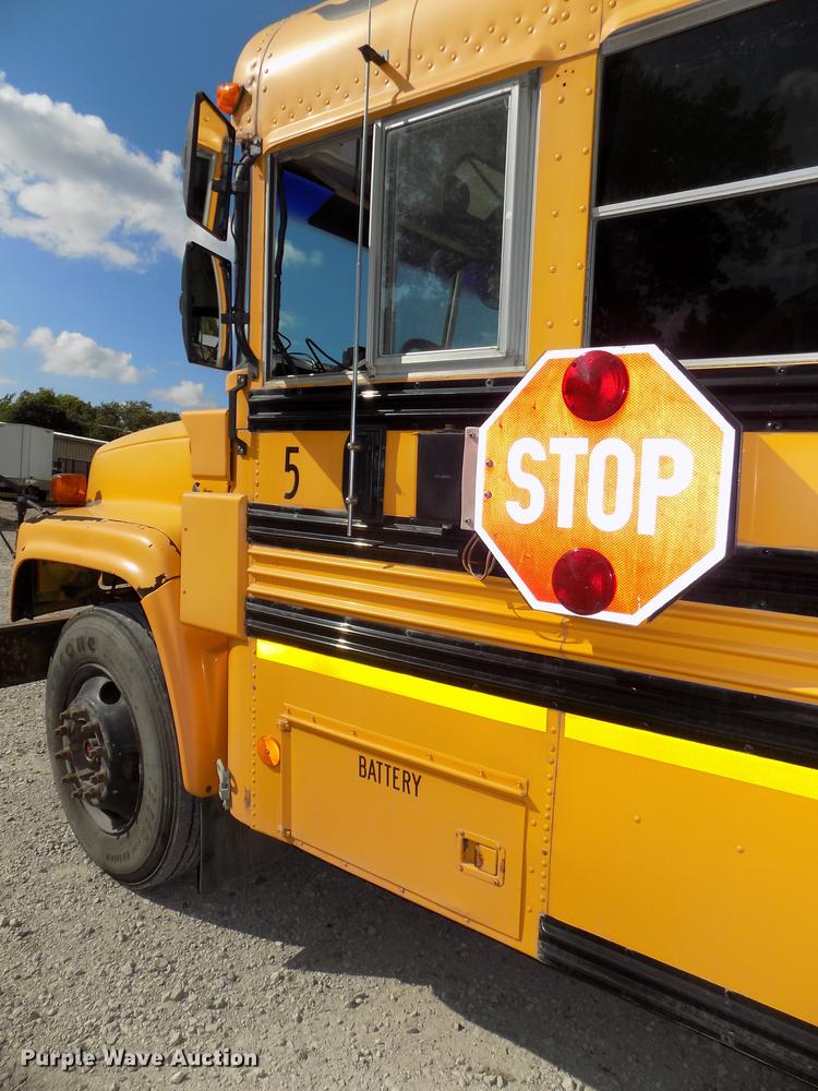 image for item DB8595 2001 Chevrolet CV200C school bus