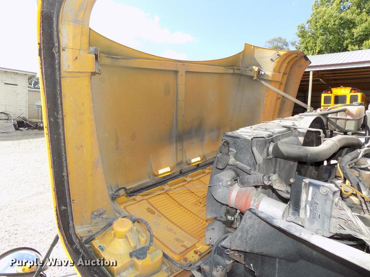 image for item DB8595 2001 Chevrolet CV200C school bus