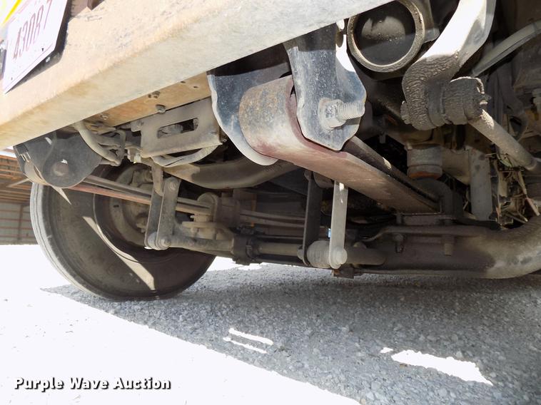 image for item DB8595 2001 Chevrolet CV200C school bus