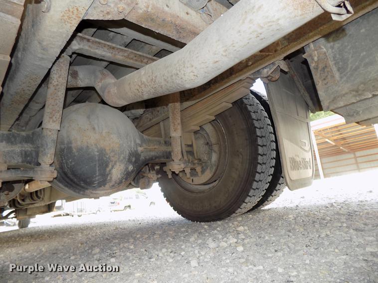 image for item DB8595 2001 Chevrolet CV200C school bus