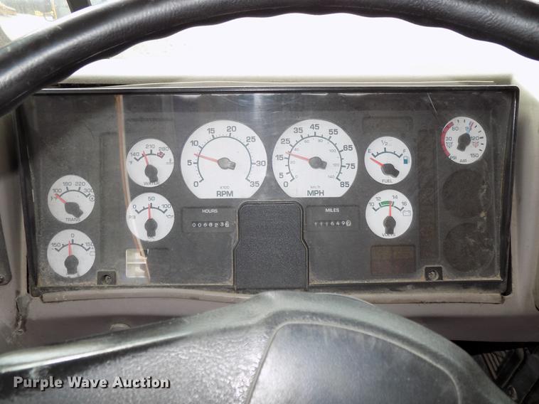 image for item DB8596 2005 International FE school bus