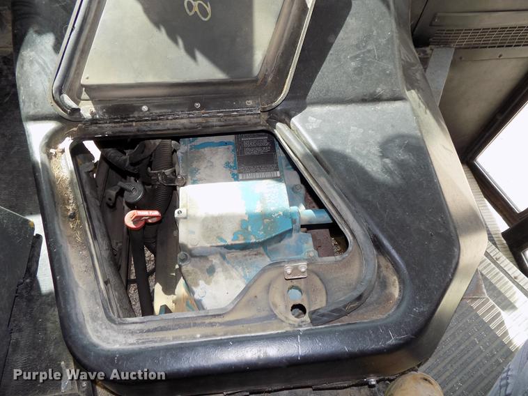 image for item DB8596 2005 International FE school bus