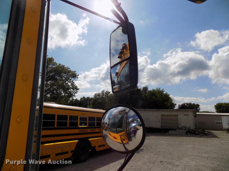 image for item DB8596 2005 International FE school bus