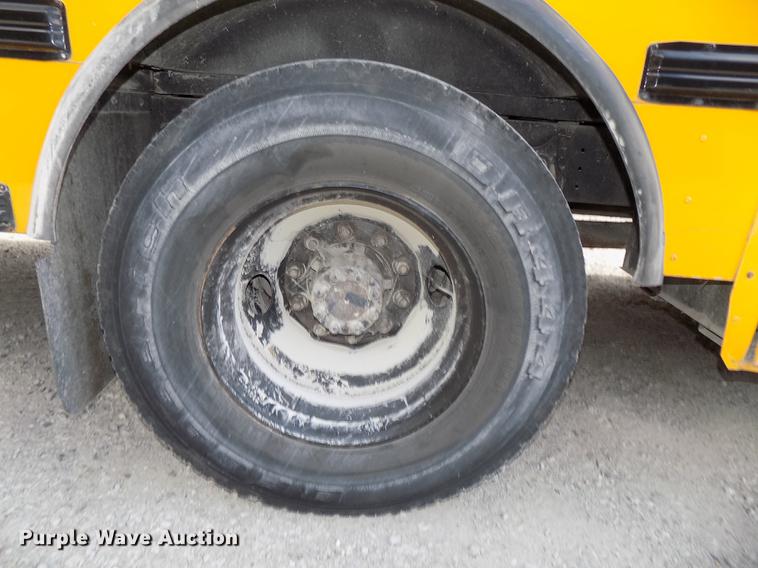 image for item DB8596 2005 International FE school bus