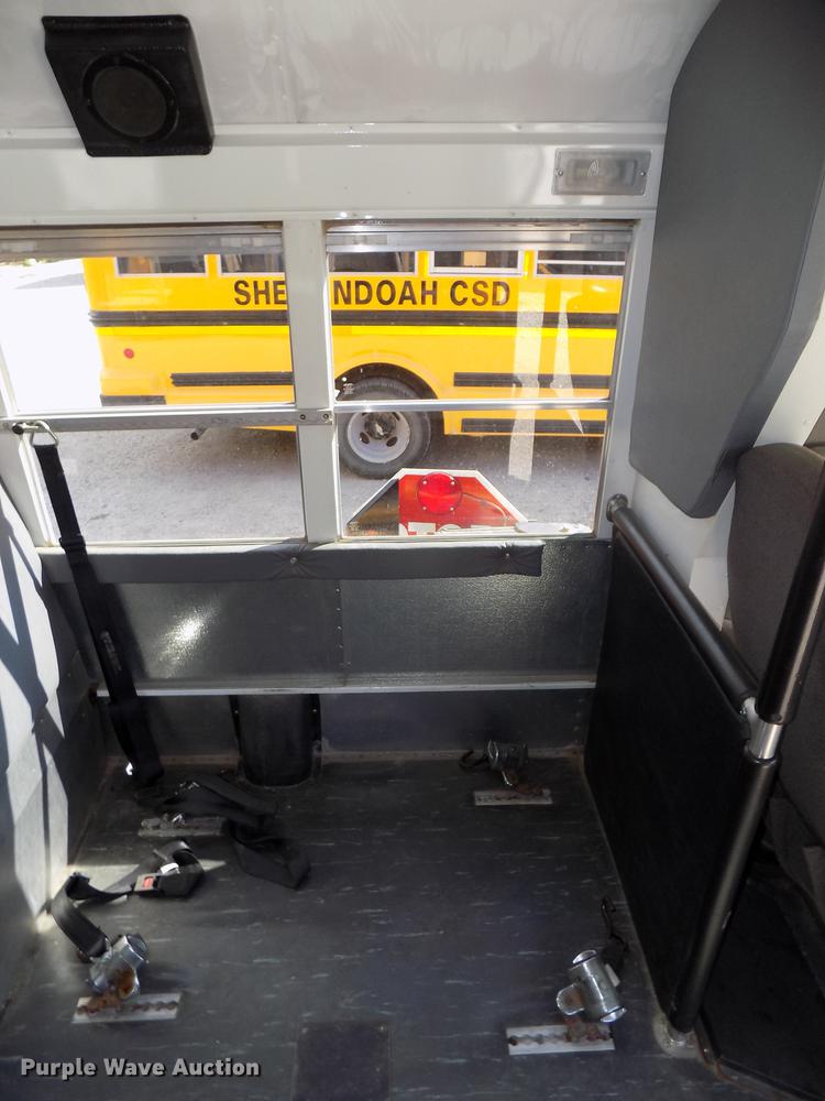 image for item DB8597 2000 Chevrolet Express school bus