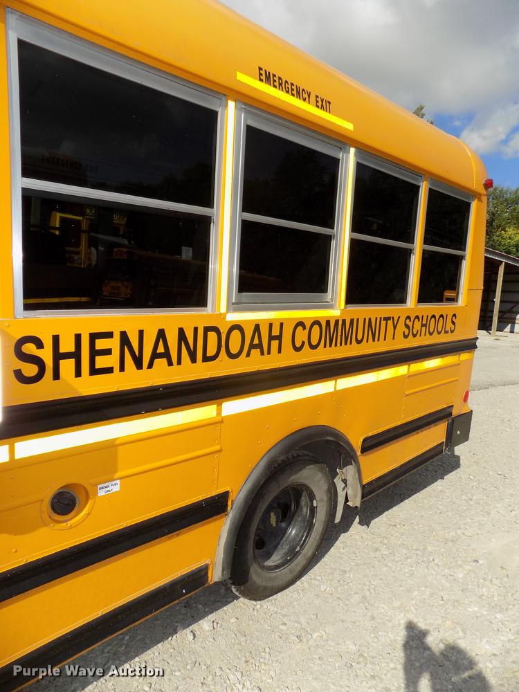 image for item DB8597 2000 Chevrolet Express school bus