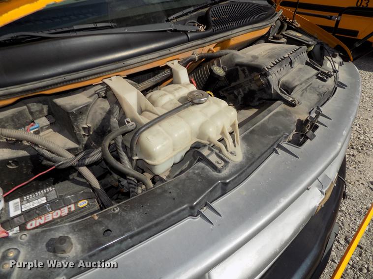 image for item DB8597 2000 Chevrolet Express school bus