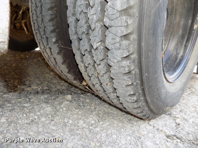 image for item DB8597 2000 Chevrolet Express school bus