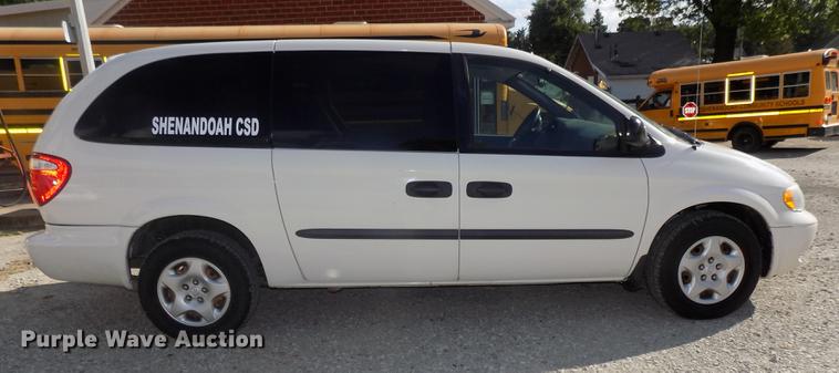 image for item DB8599 2003 Dodge Grand Caravan van