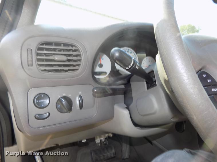 image for item DB8599 2003 Dodge Grand Caravan van