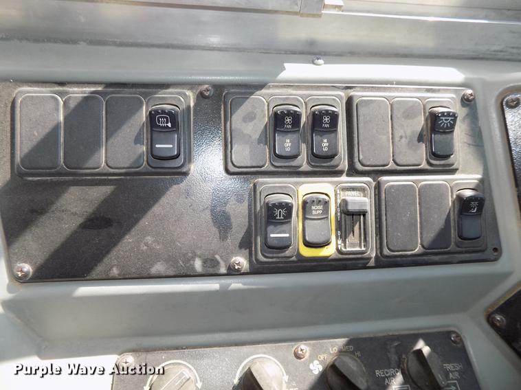 image for item DB8600 2008 Blue Bird Vision school bus