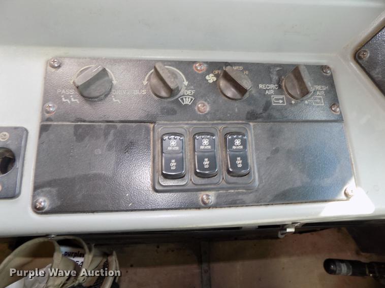 image for item DB8600 2008 Blue Bird Vision school bus