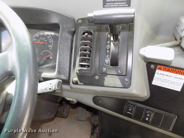 image for item DB8600 2008 Blue Bird Vision school bus