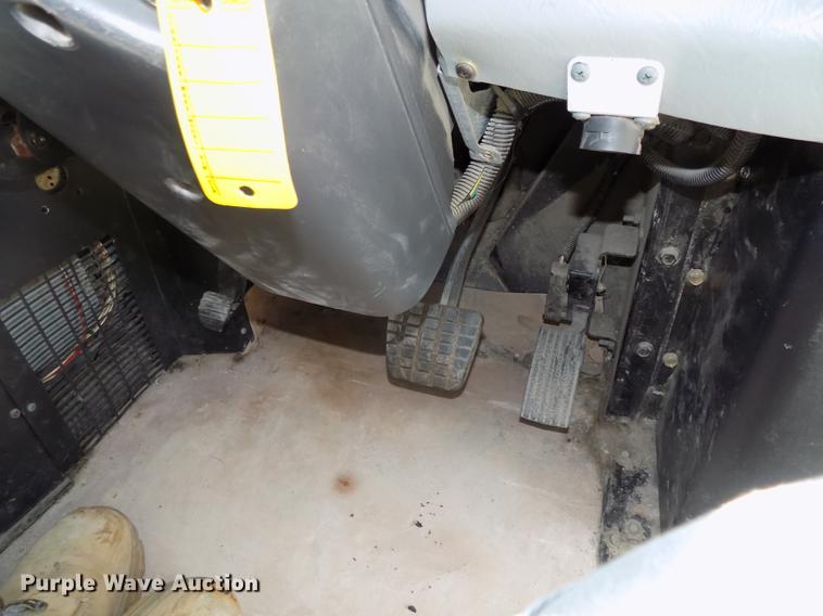 image for item DB8600 2008 Blue Bird Vision school bus