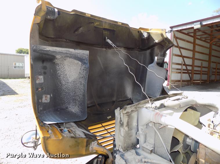 image for item DB8600 2008 Blue Bird Vision school bus