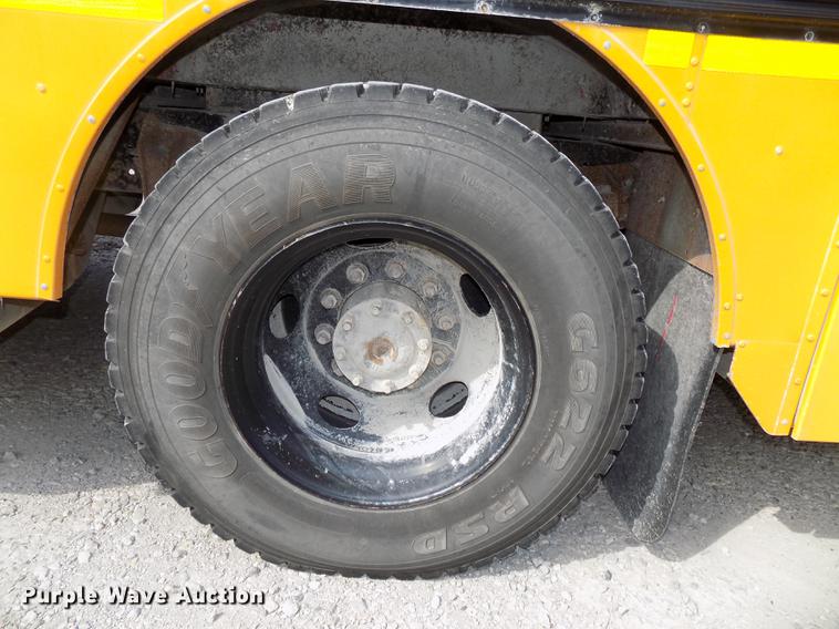 image for item DB8600 2008 Blue Bird Vision school bus