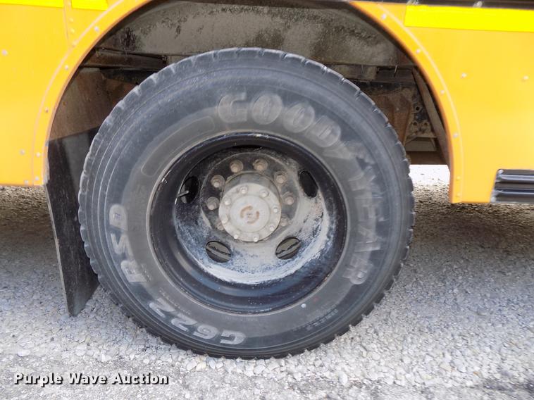 image for item DB8600 2008 Blue Bird Vision school bus