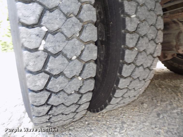 image for item DB8600 2008 Blue Bird Vision school bus